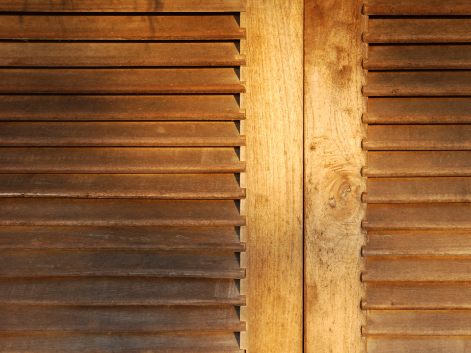 Wood & Faux Wood Blinds